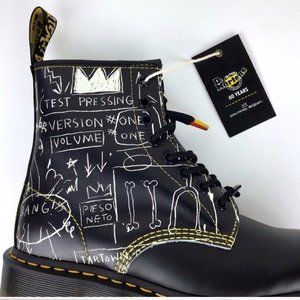 Dr. Martens Jean-Michel Basquiat Edition 1460Boots
